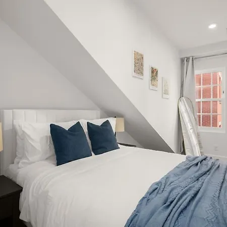 Apartment Family-friendly Nyc Retreat Walk To Seaport New York
