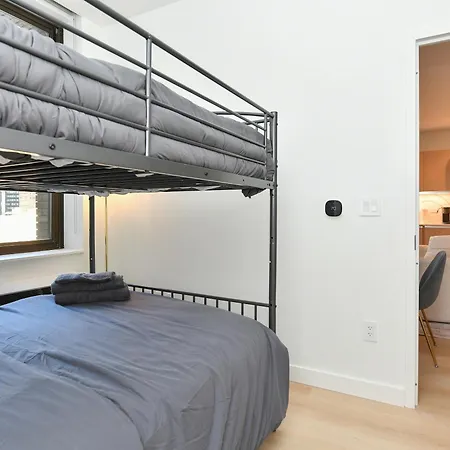 Apartment Sleek 2br Oasis In Financial District New York