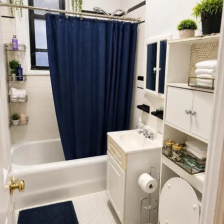 Stylish Private Br Near Manhattan - Astoria Nyc Apartment
