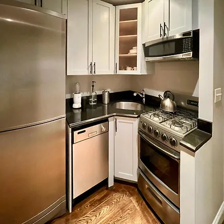 Apartment 1 Bd Manhattan Unit