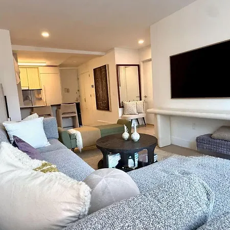 Apartment Pied-a-terre In The Sky