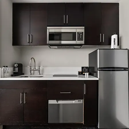 Rove Travel - Marmara Place 302 - Modern * New York