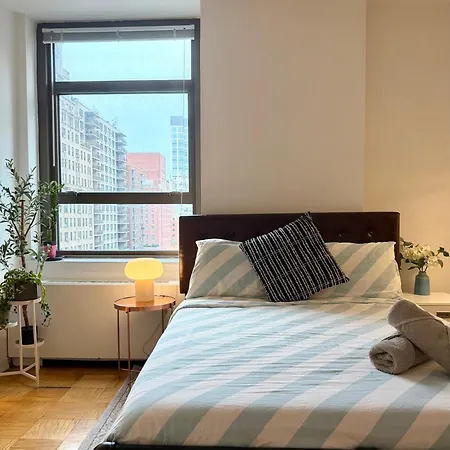 Midtown Park Ave Spacious Charming Gem Chrysler View Corner *