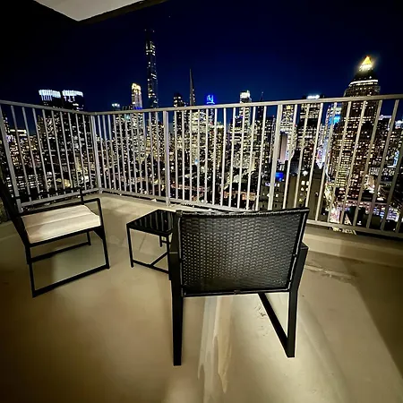 Apartment Midtown High Floor Stunning Panoramic View Corner 2br *