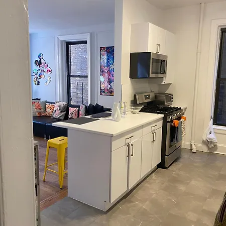 Large Nyc 3 Bedroom Perfect For Families *
