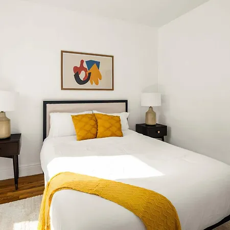 Apartment Williamsburg Gardens 3br Floor-through Unit With Private Yard New York