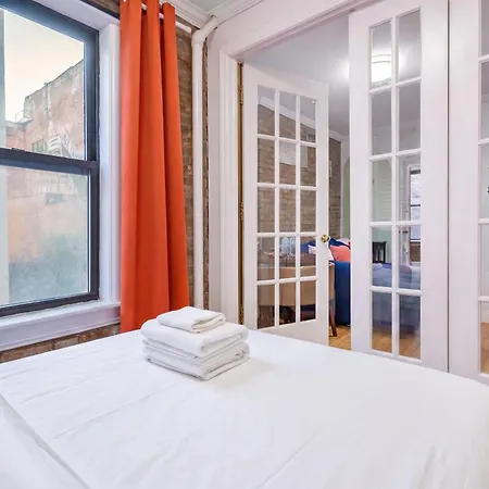 2 Bd Stylish Getaway In Lower Manhattan New York