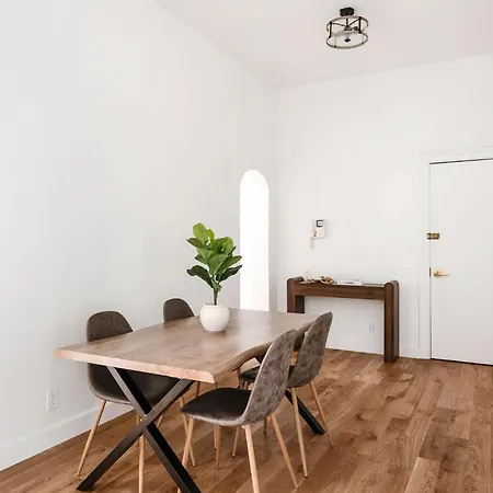 Prime Uws 2 Bedrooms Doorman Newly Furnished *