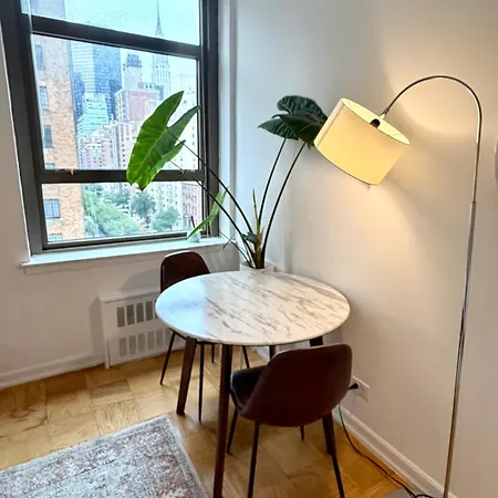 Apartment Midtown Park Ave Spacious Charming Gem Chrysler View Corner *