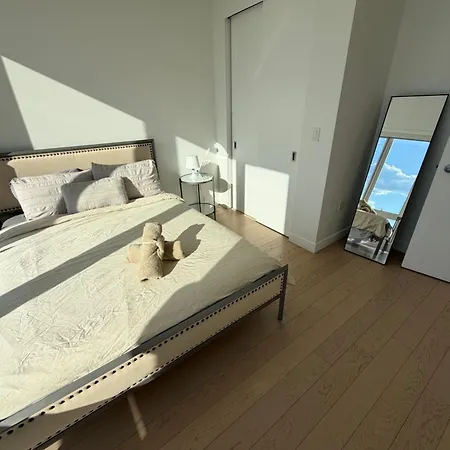 1 Stop To Midtown Spectacular Panoramic View Luxury High Rise Corner 1 Bedroom *