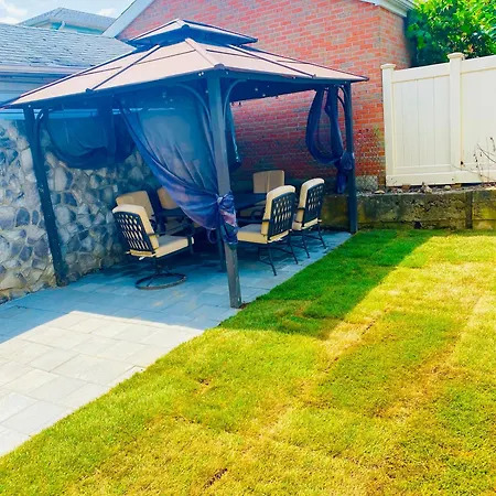 Queens Nyc Private One Bedroom Bathroom Kitchen Apartment *