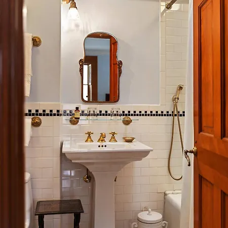 Edith Wharton The At Irving Place Inn New York