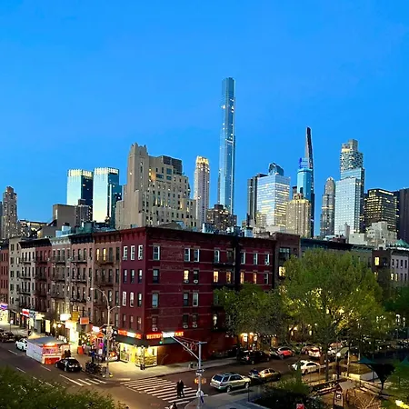 1 Bd Manhattan Unit Apartment