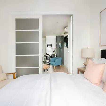 14-1b Sleek Modern 1br Union Square Wd In Unit Apartment New York