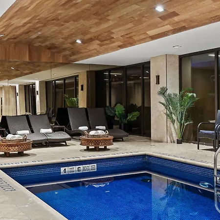 Rove Travel - Marmara Place 702 - Modern