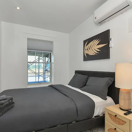 Apartment Harborfront 3br-2 Bath In Fidi *