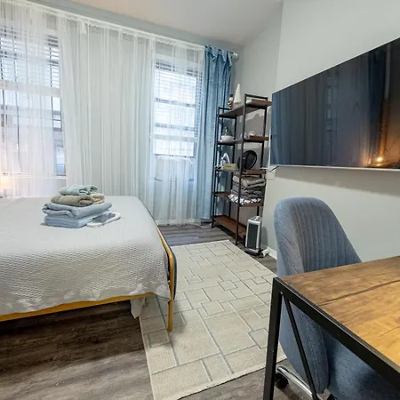 Cozy 1 Bedroom Apartment