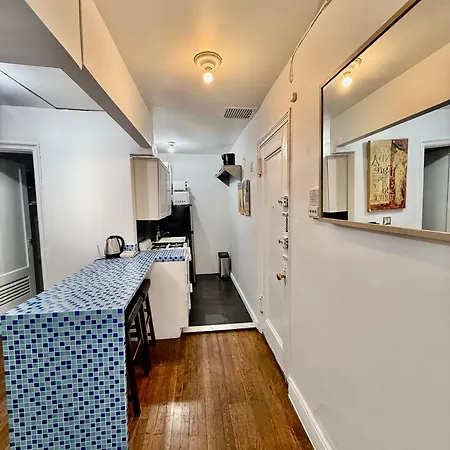 Apartment Great In Next To Time Square