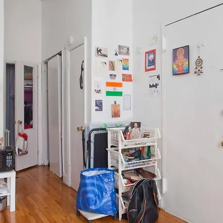 Small Budget For X'mas In Manhattan New York