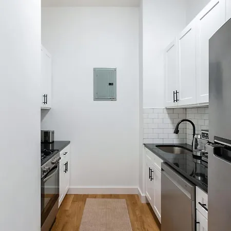 Apartment Prime Uws 2 Bedrooms Doorman Newly Furnished *