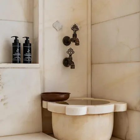 Apartment Rove Travel - Marmara Place 602 - Modern New York