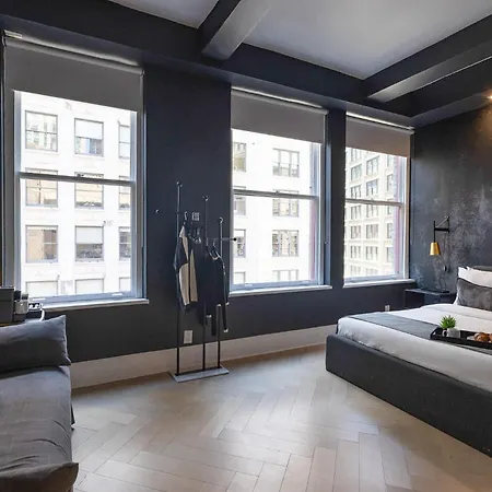 Two Bedroom Near Flatiron & Broadway Apartment *