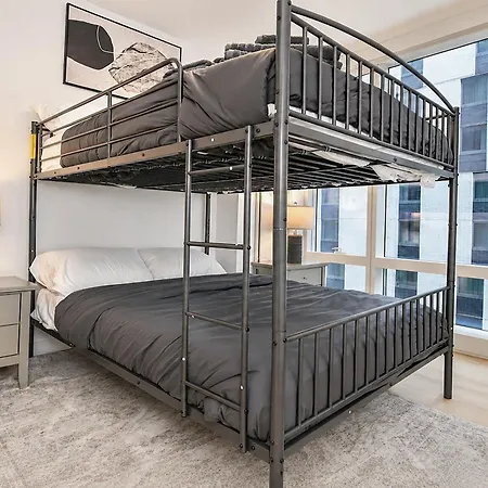 Luxury In Downtown Manhattan Skyline Views *