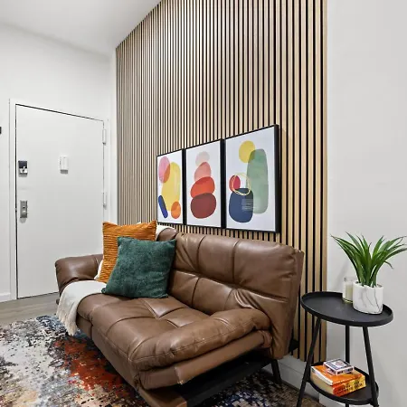 Apartment Sleek 2br In Times Square