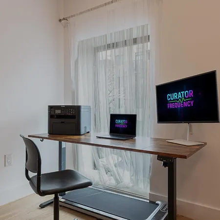 Spacious And Stylish 2bd With Washer Near Train Apartment