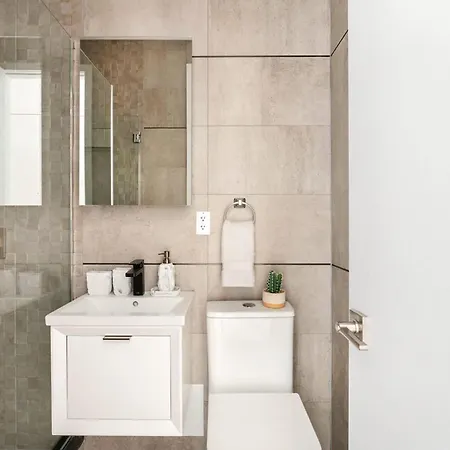 14-1b Sleek Modern 1br Union Square Wd In Unit Apartment