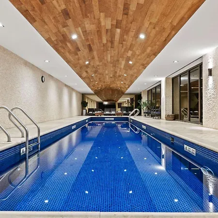 Rove Travel - Marmara Place 1801 - Modern * New York