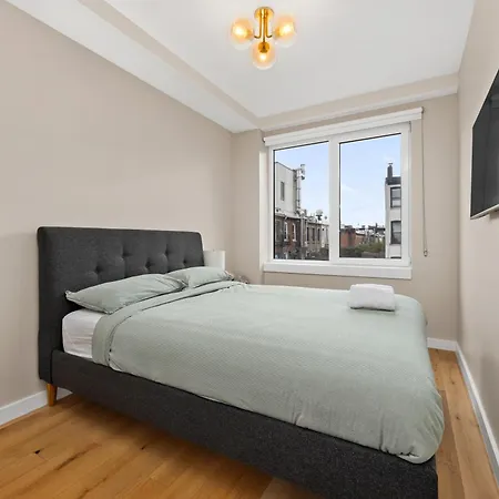 Apartment Modern 3 Bedroom In The Heart Of Downtown Brooklyn Across From Barclay's Center New York