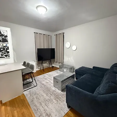 Great In Next To Time Square Apartment New York