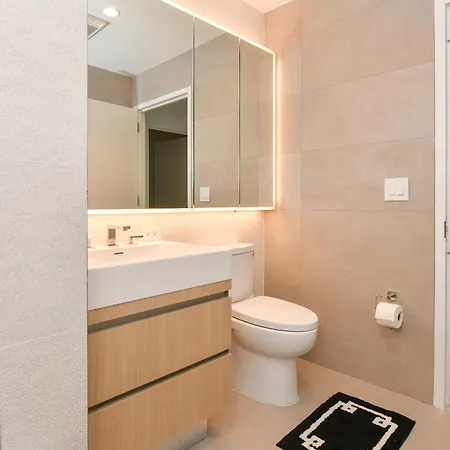 Urban Escape Bright 2br 2ba In Fidi Apartment *