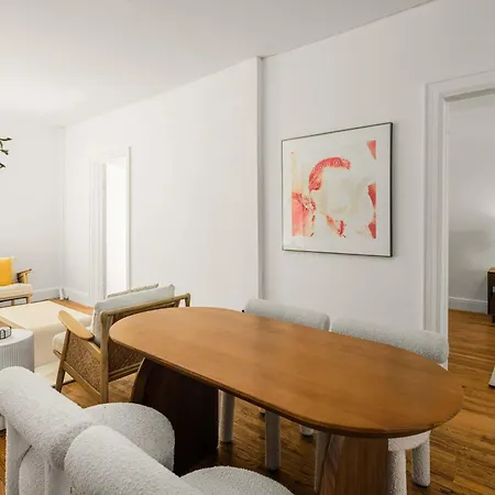 Williamsburg Gardens 3br Floor-through Unit With Private Yard New York
