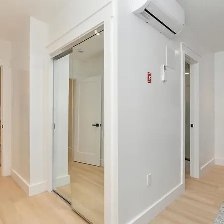 Apartment Harborfront 3br-2 Bath In Fidi *
