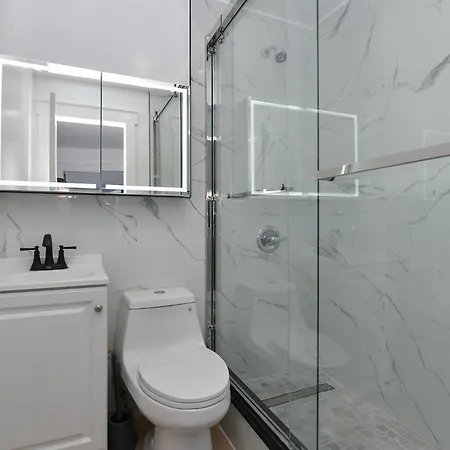 Apartment Harborfront 3br-2 Bath In Fidi