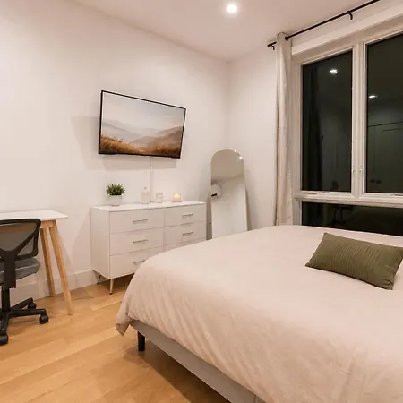 Renovated Unit In Brooklyn Washerdryer *