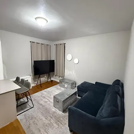 Great In Next To Time Square Apartment New York