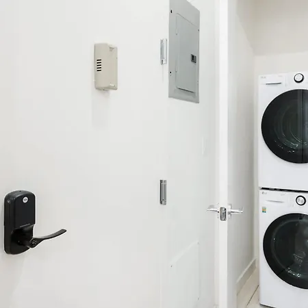 Apartment 14-2b Brand New Modern 1br Union Square Wd In Unit *