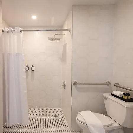 Apartment Two Bedroom Near Flatiron & Broadway *