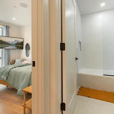 Renovated Unit In Brooklyn Washerdryer Apartment New York