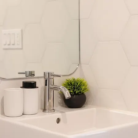 Apartment Two Bedroom Near Flatiron & Broadway New York