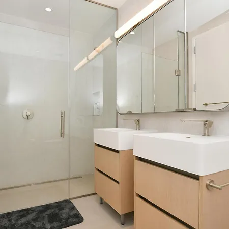 Luxury In Downtown Manhattan Skyline Views Apartment New York