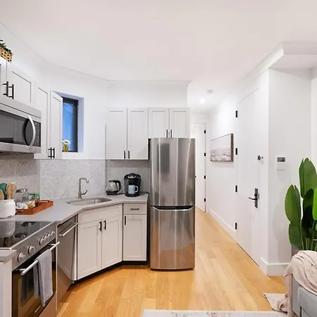 1288 Ues Apartment *
