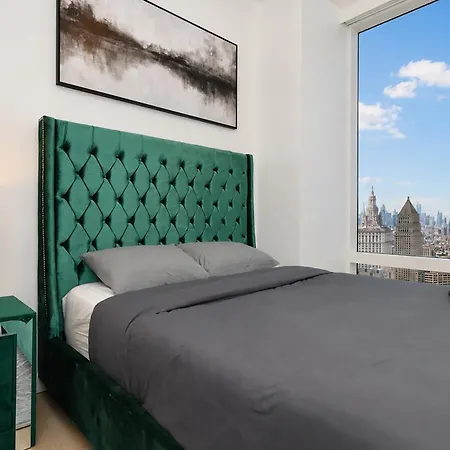 Luxury In Downtown Manhattan Skyline Views *