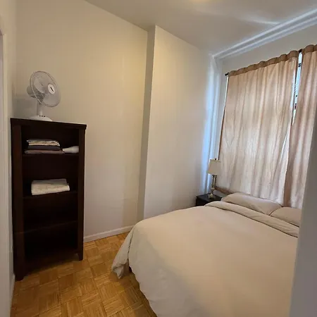 Great In Next To Time Square Apartment New York