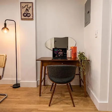 Renovated Unit In Brooklyn Washerdryer