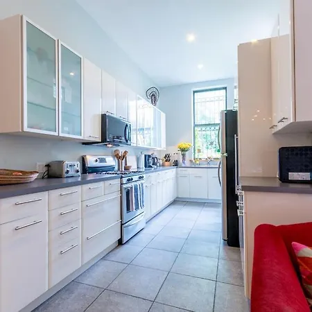 Lovely Brownstone In W Harlem 4 Bdr 3 Bath Deck Garden Apartment New York