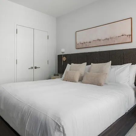 17john Aparthotel